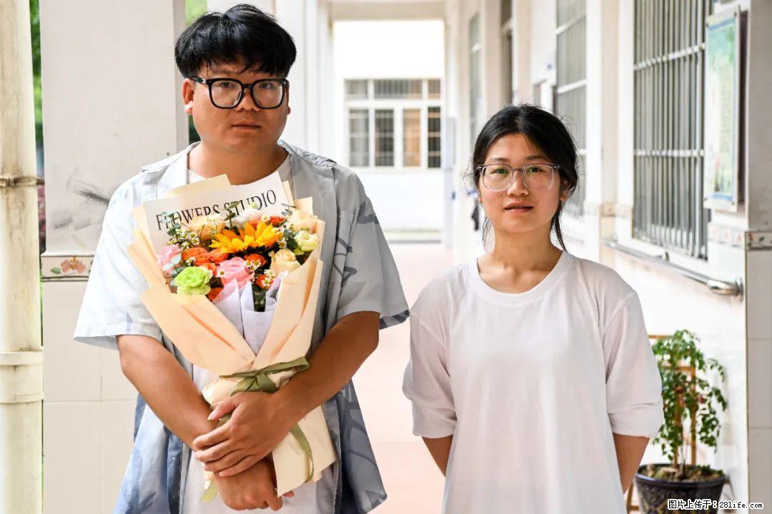 全网追的“扁担女孩”,找了一份暑假工,时薪12元 - 梅州生活资讯 - 梅州28生活网 mz.28life.com